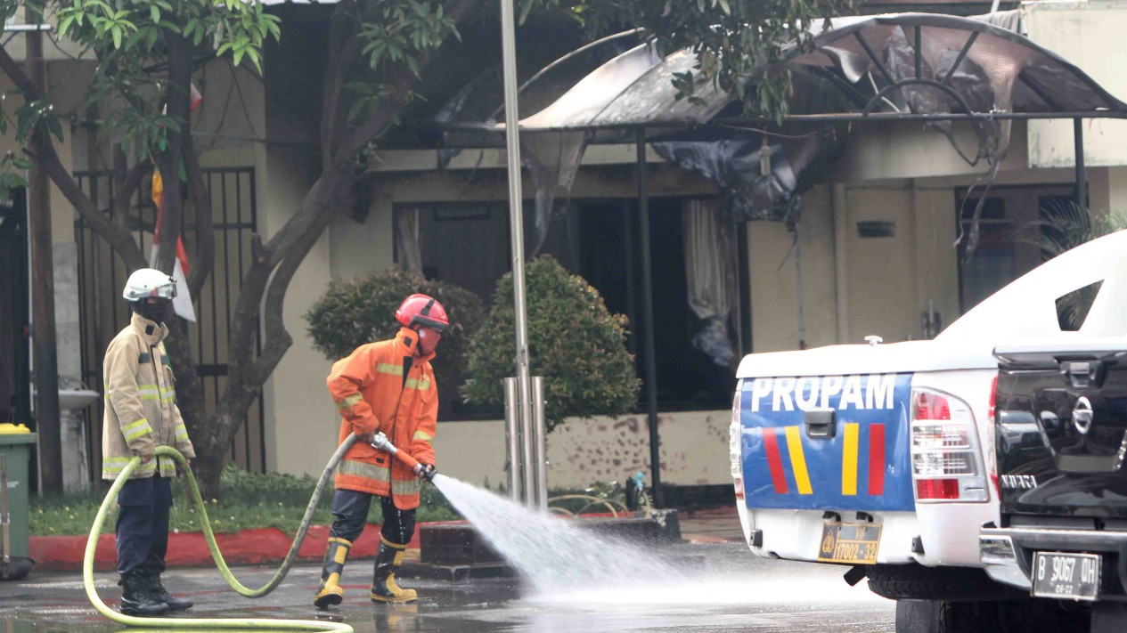Polsek Ciracas Diserang Orang Tak Dikenal