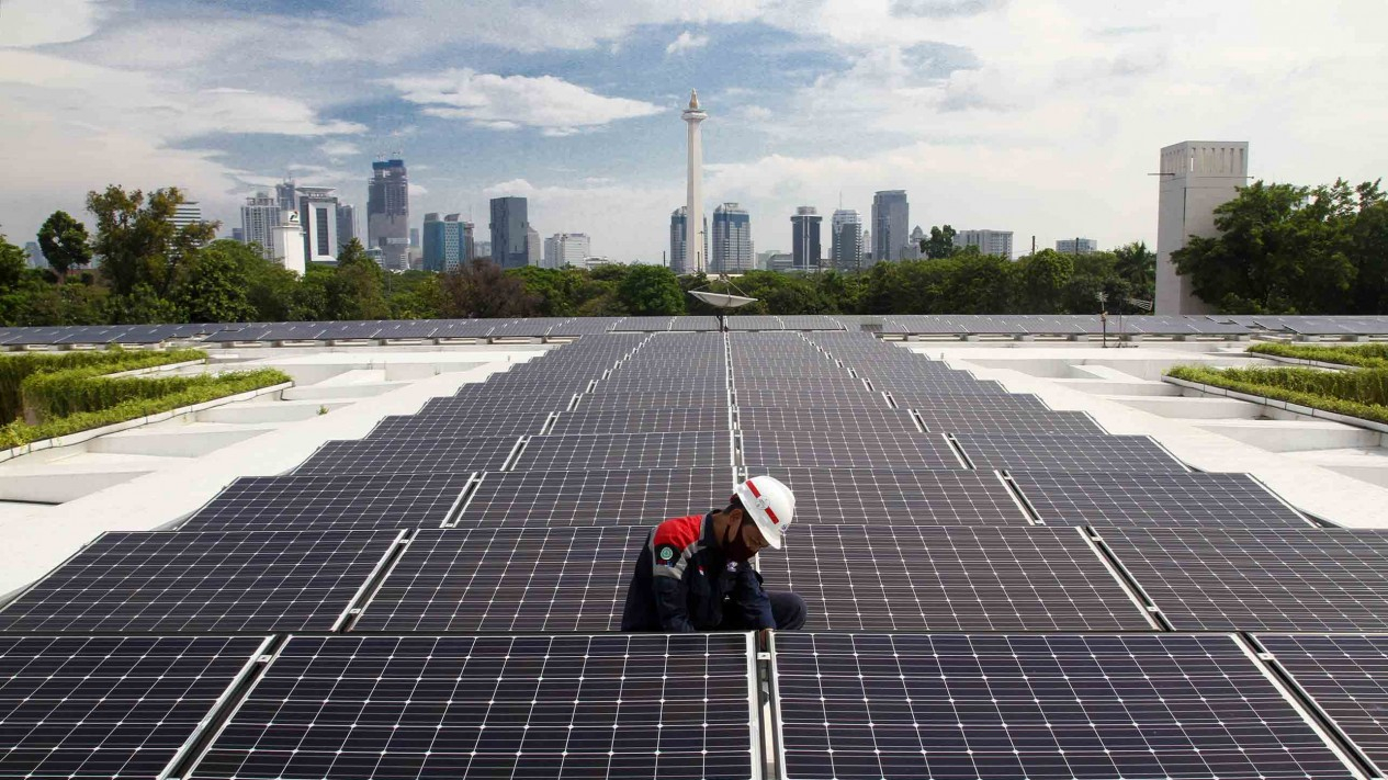 Masjid Istiqlal Gunakan Panel Surya