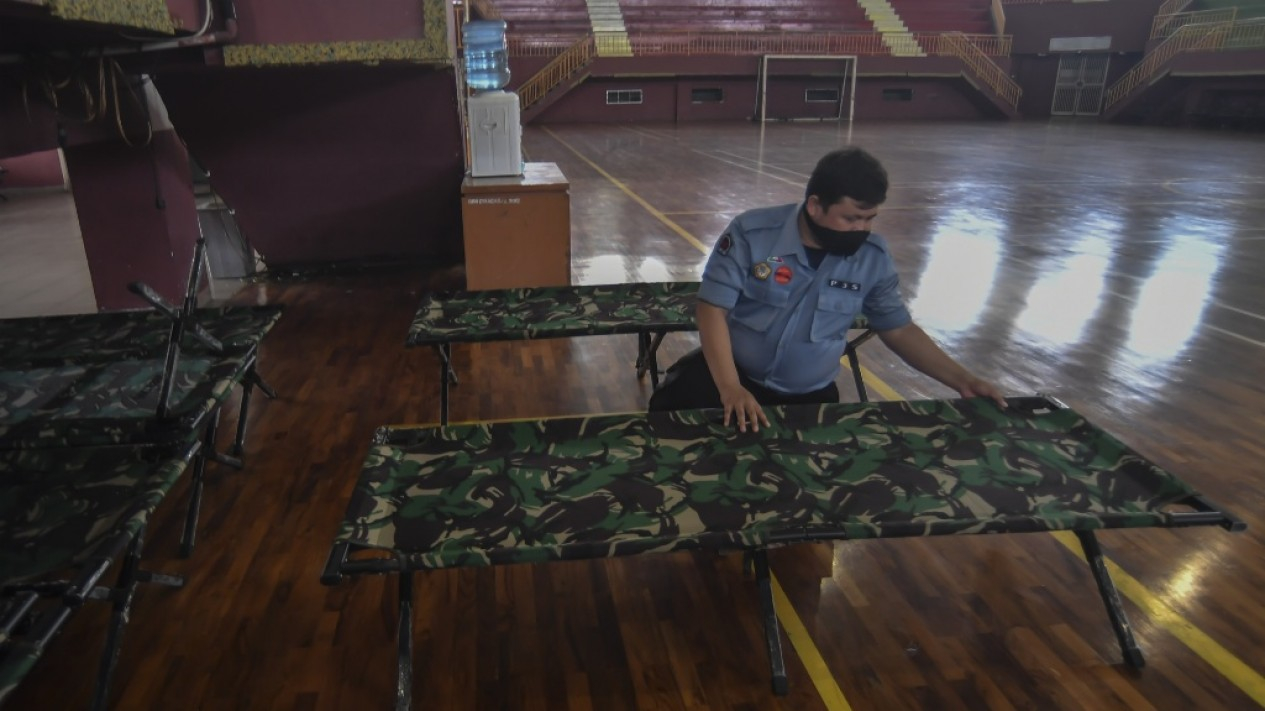 Isolasi Mandiri COVID-19 di 5 GOR Jakarta