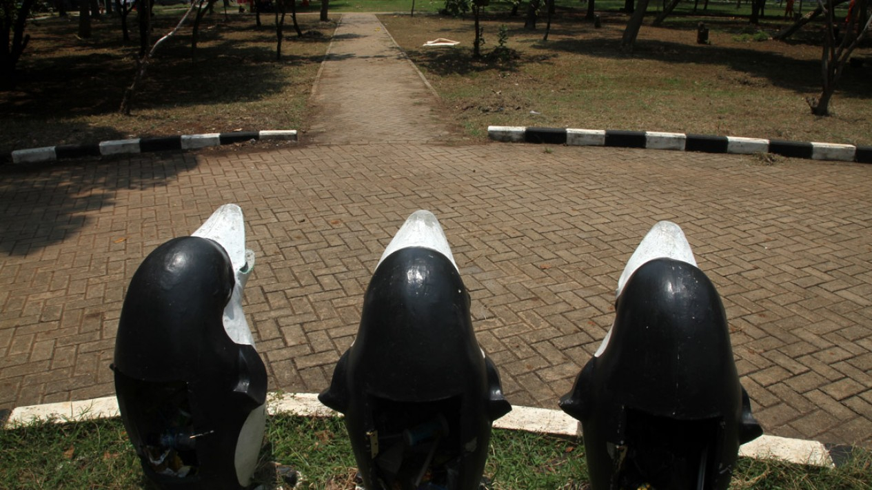 Taman Waduk Pluit Tak Terawat