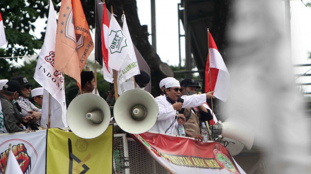 PA 212 Demo di Patung Kuda