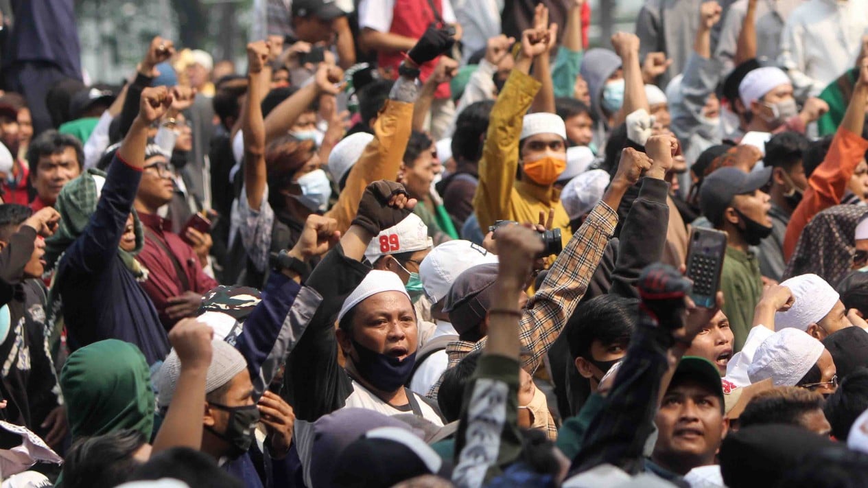 PA 212 Demo di Patung Kuda