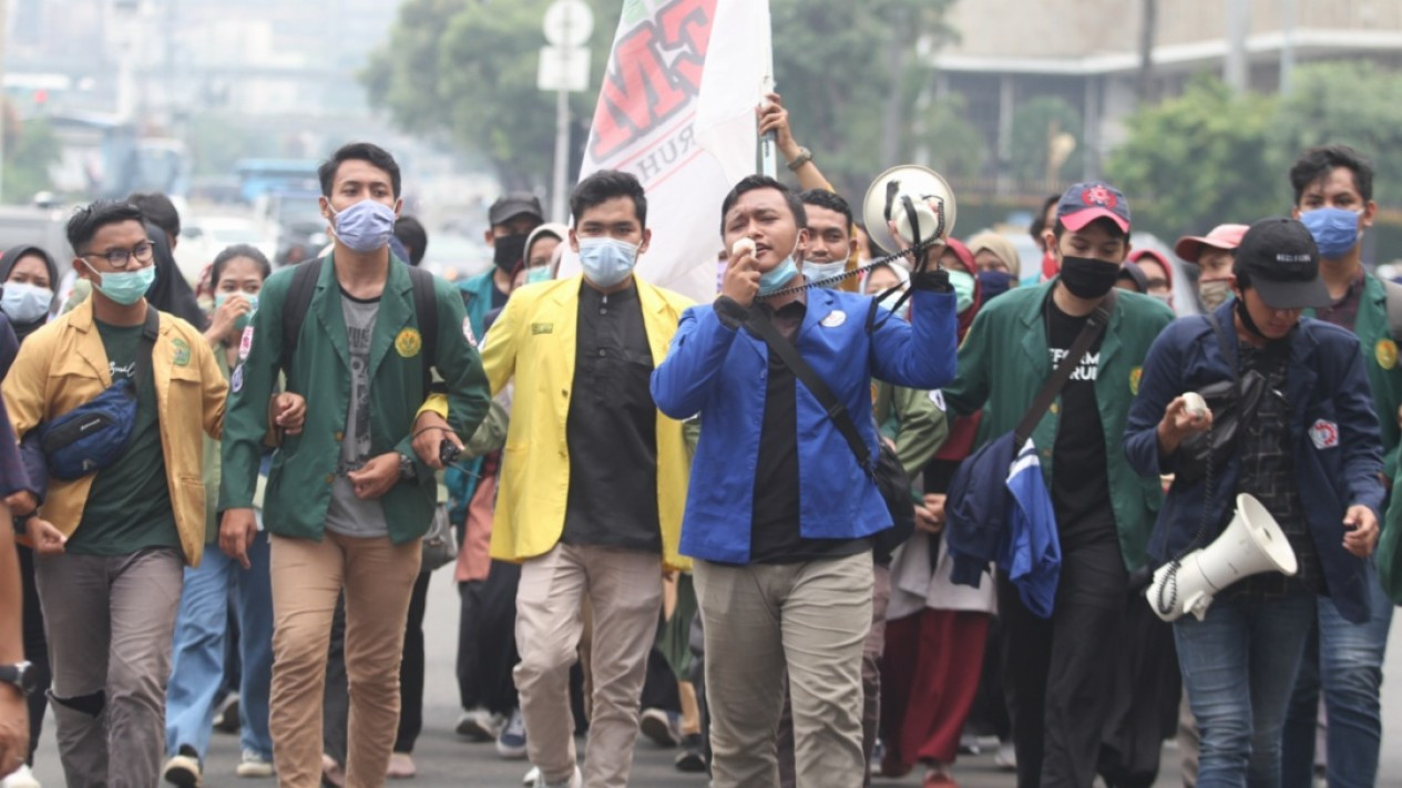 Aksi Damai BEM Seluruh Indonesia di Patung Kuda