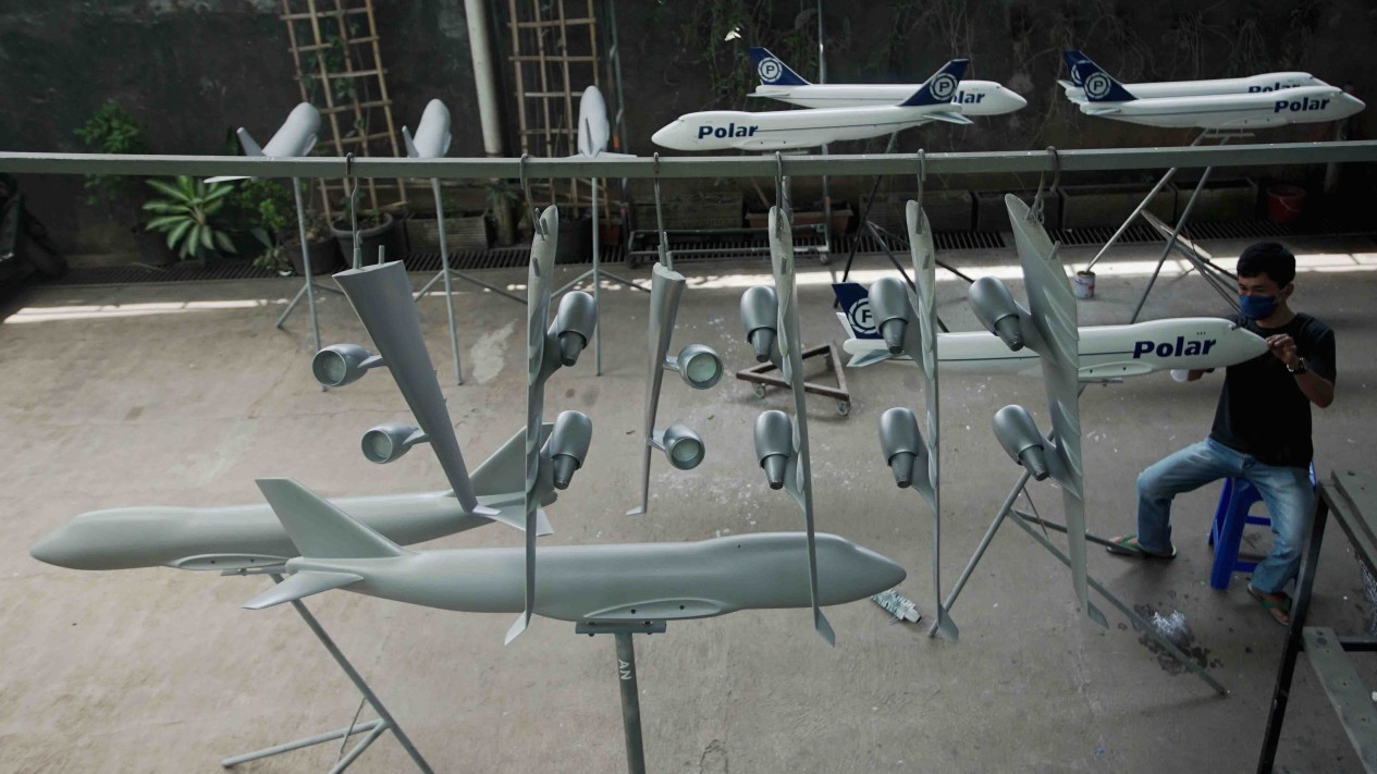 Miniatur Pesawat Buatan Cibinong Tembus Pasar Dunia