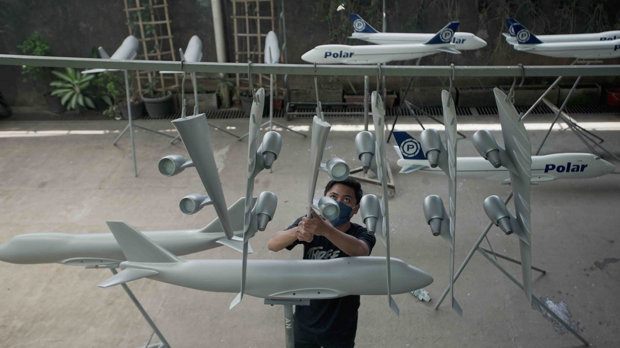 Miniatur Pesawat Buatan Cibinong Tembus Pasar Dunia