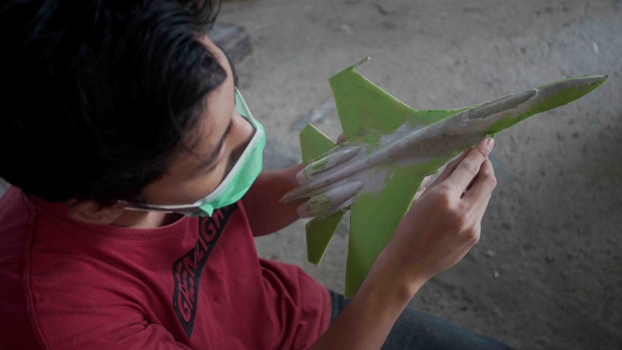 Miniatur Pesawat Buatan Cibinong Tembus Pasar Dunia