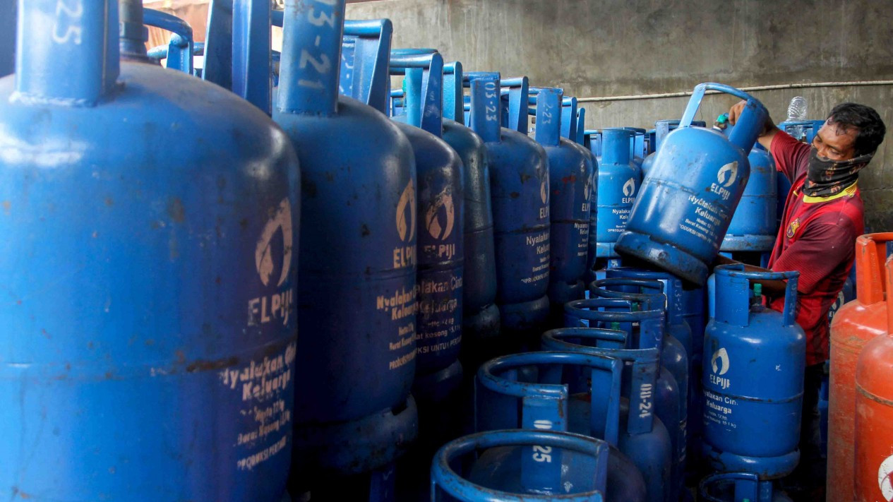 Gas Elpiji Biru 12 Kg Mulai Ditarik