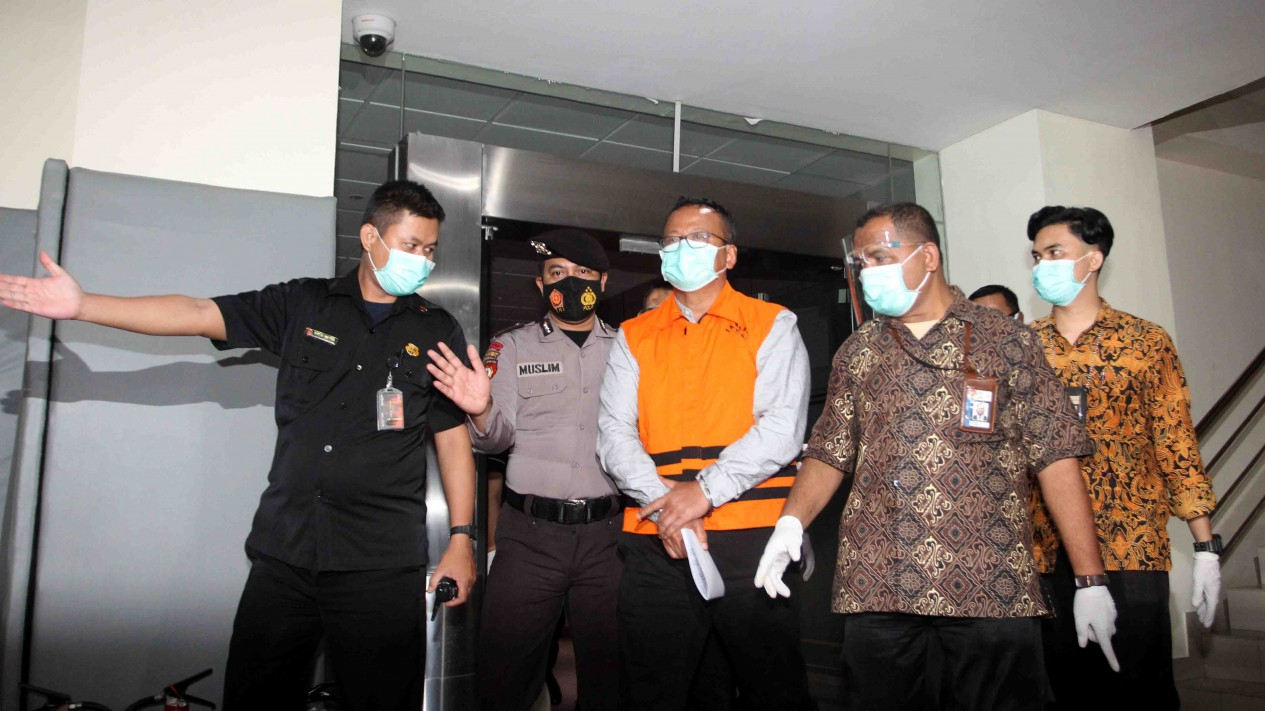 KPK Tahan Menteri Edhy Prabowo