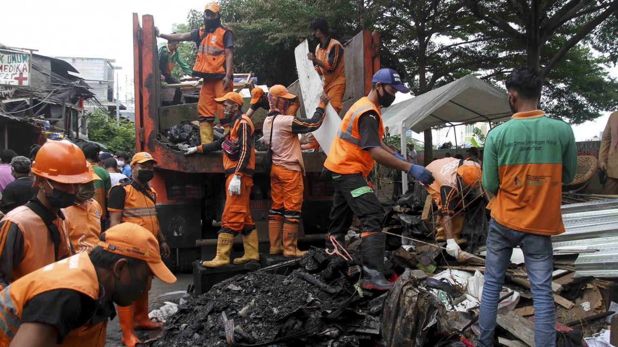 Kebakaran Rumah Warga di Petamburan