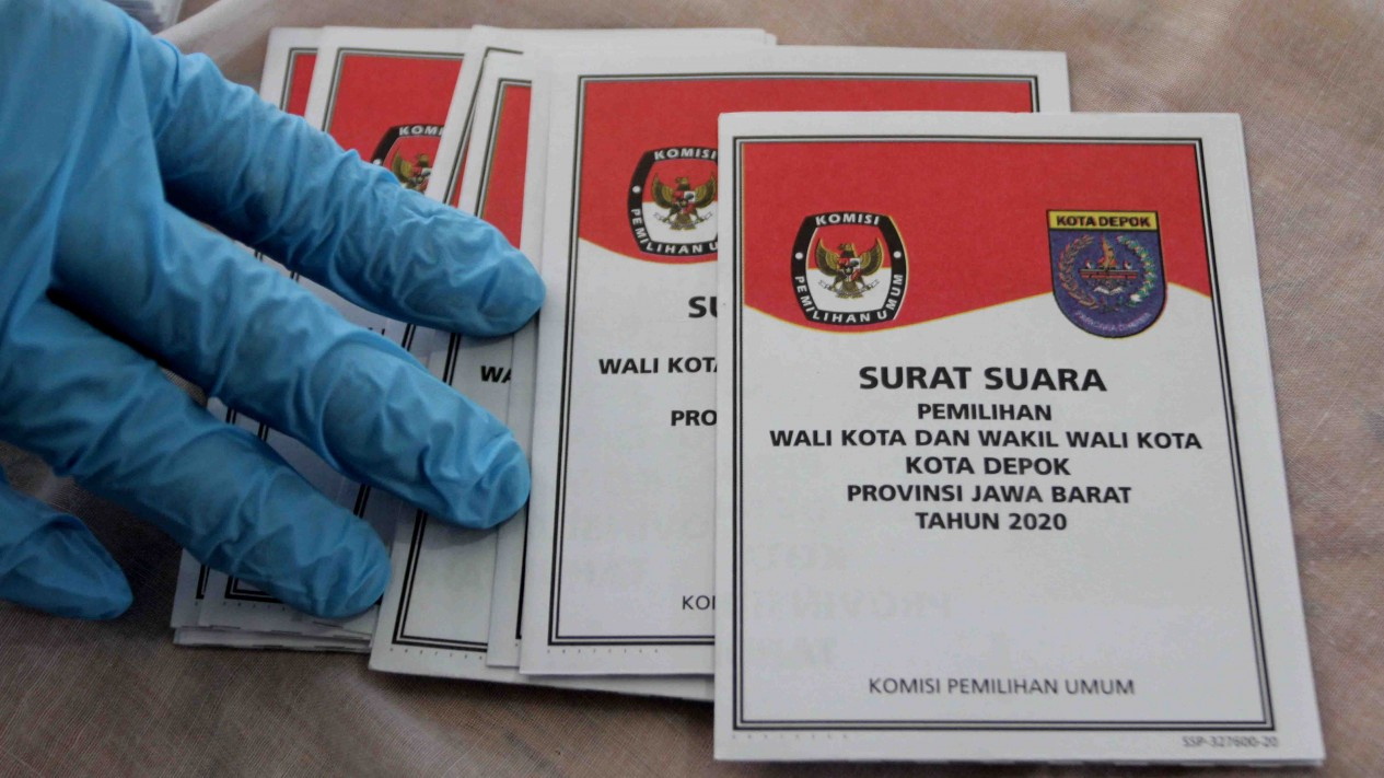 Petugas TPS Nyamar Jadi Tenaga Kesahatan