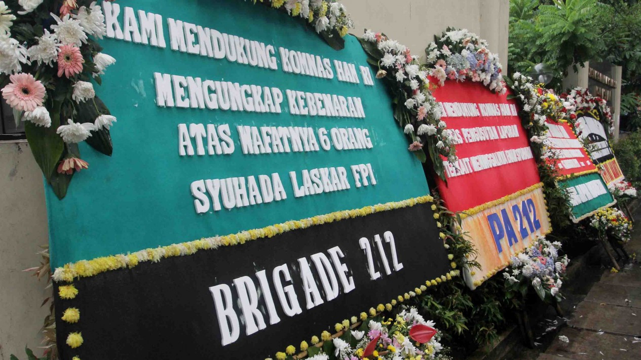 Banjir Karangan Bunga di Komnas HAM