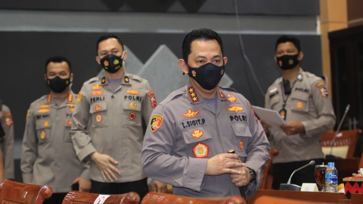 Fit & Proper Test Calon Kapolri Komjen Listyo Sigit