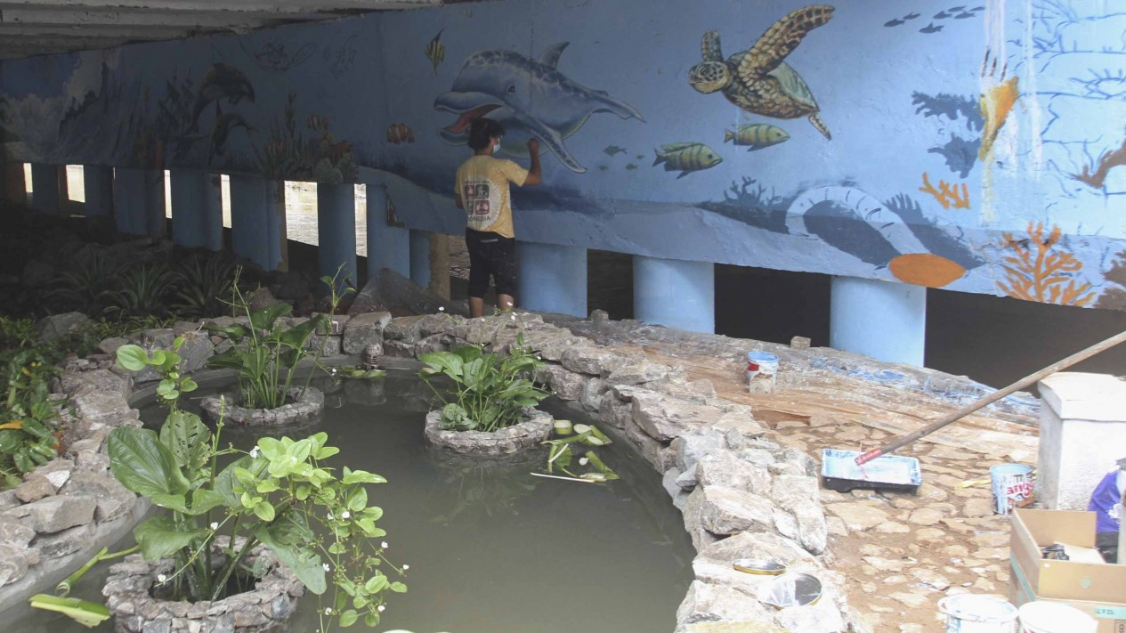 Lukisan Percantik Kolong Jembatan Pegangsaan