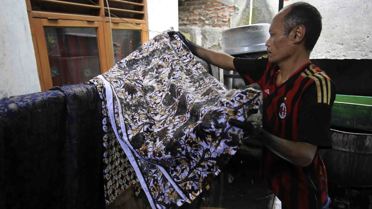 Permintaan Batik Betawi Menurun
