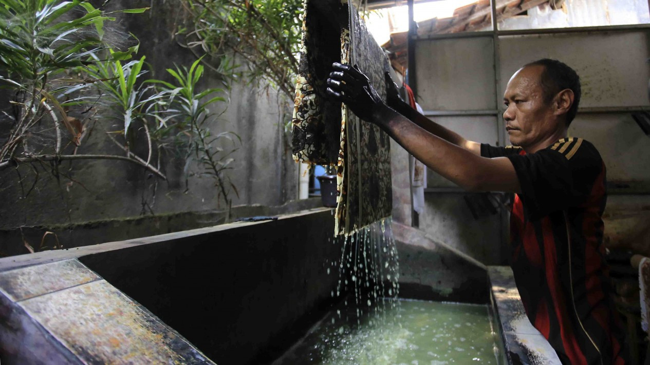 Permintaan Batik Betawi Menurun