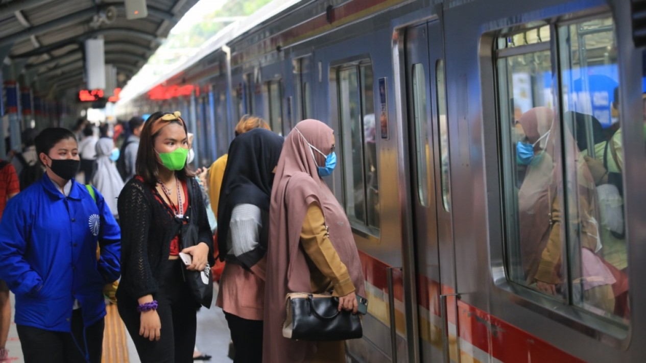 Aktivitas Karyawan Perkantoran Usai Libur Lebaran