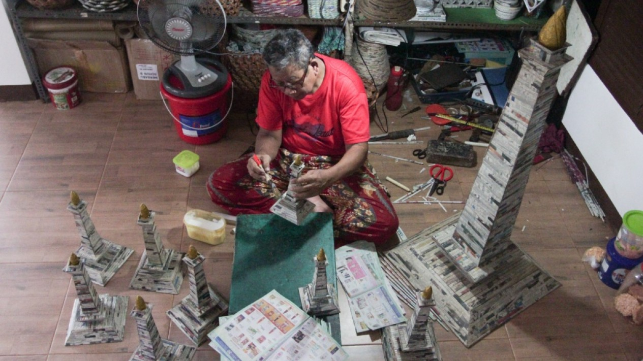 UMKM Kerajinan Miniatur Monas