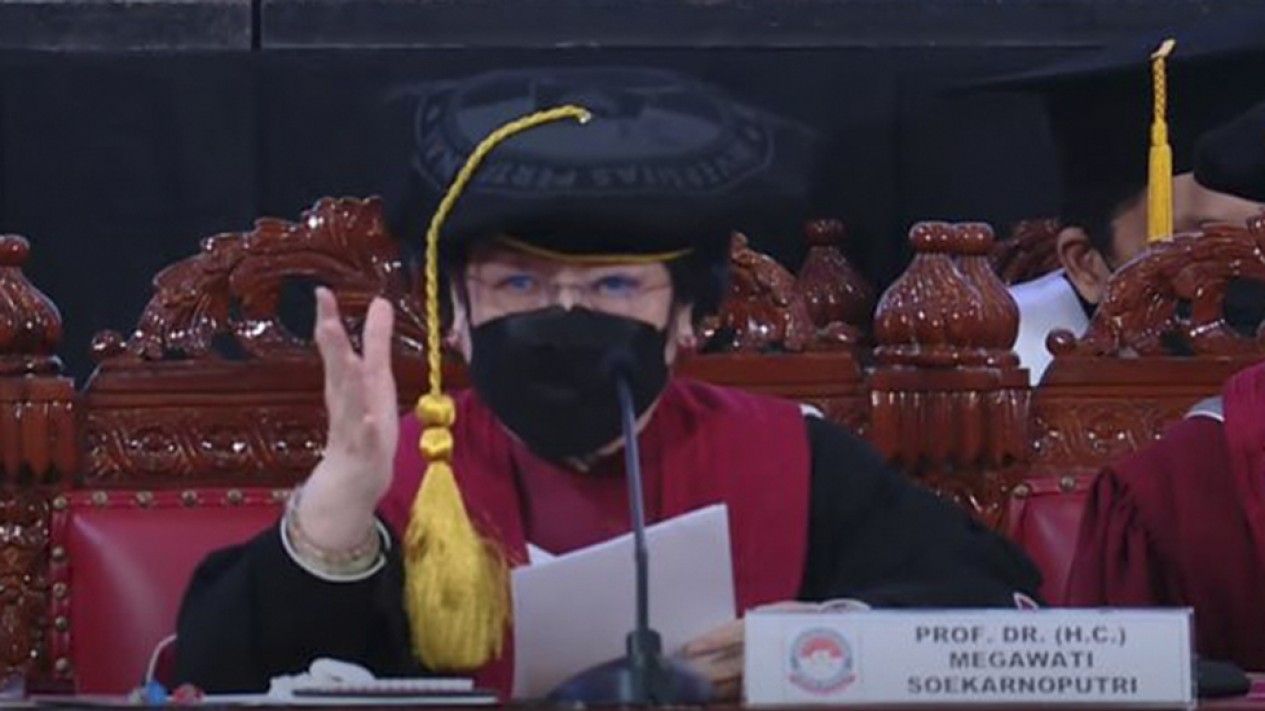 Megawati Dapat Gelar Profesor Kehormatan Unhan