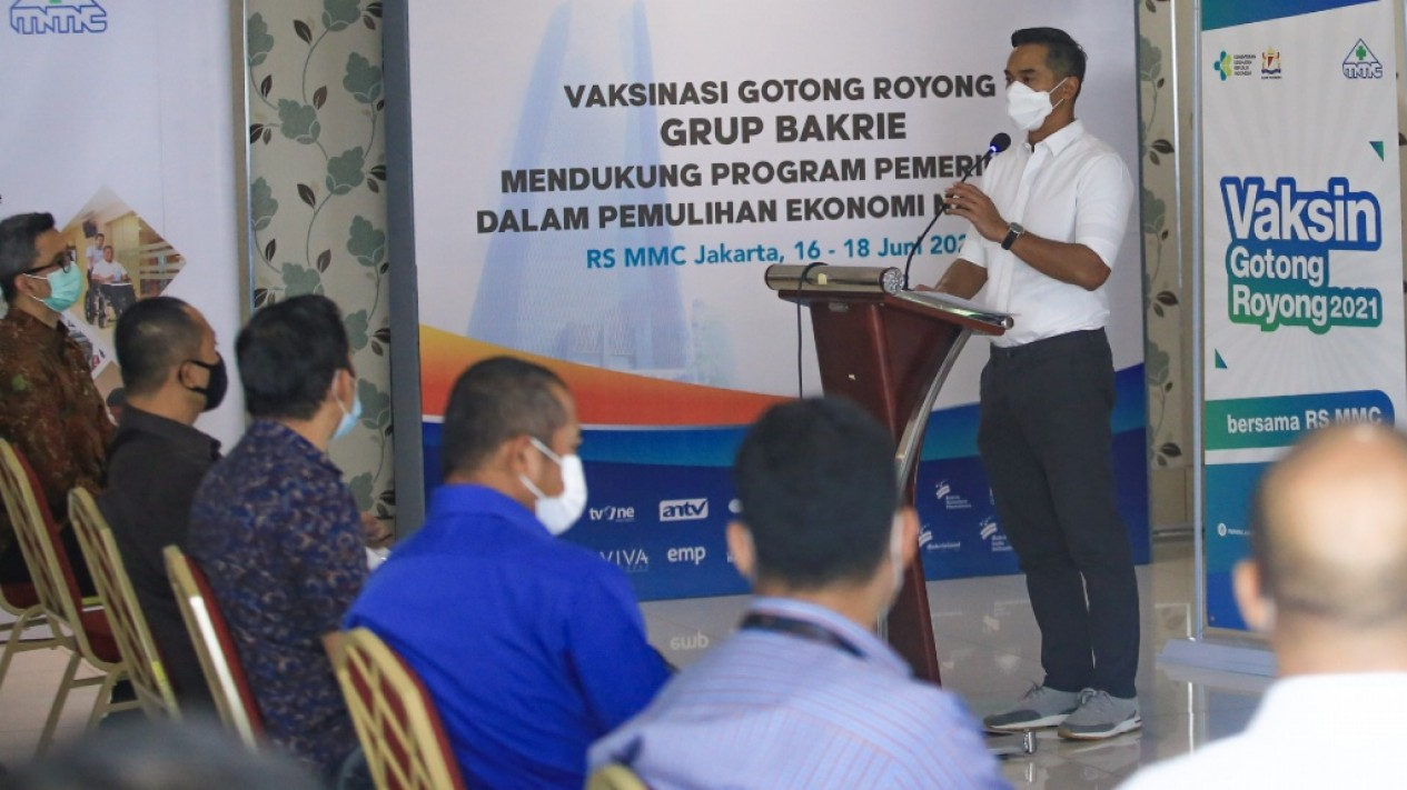 Anindya Bakrie Hadiri Vaksinasi Gotong Royong Group Bakrie