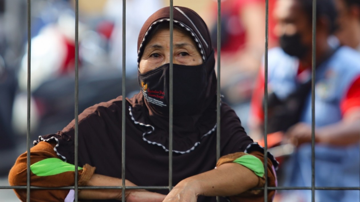 Vaksinasi Keliling Ala TNI-Polri di Petamburan