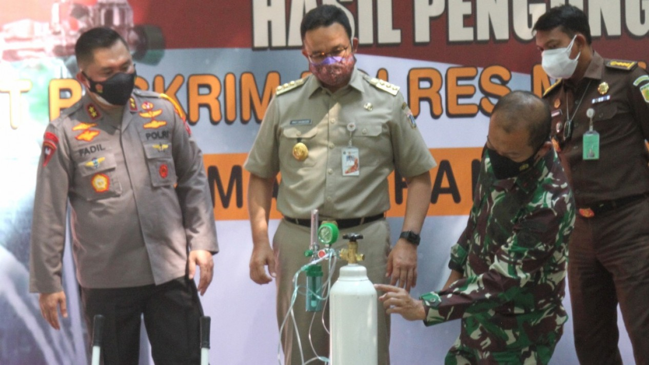 Penyerahan Barang Bukti Tabung Oksigen