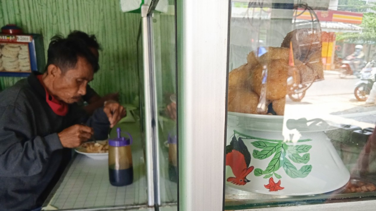 Aturan Makan di Tempat 20 Menit Selama PPKM