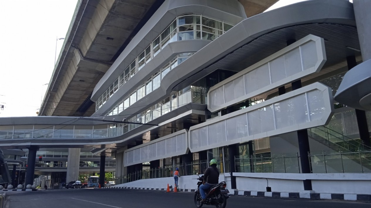 JPO Terintegrasi Halte Terpadu CSW Transjakarta-MRT