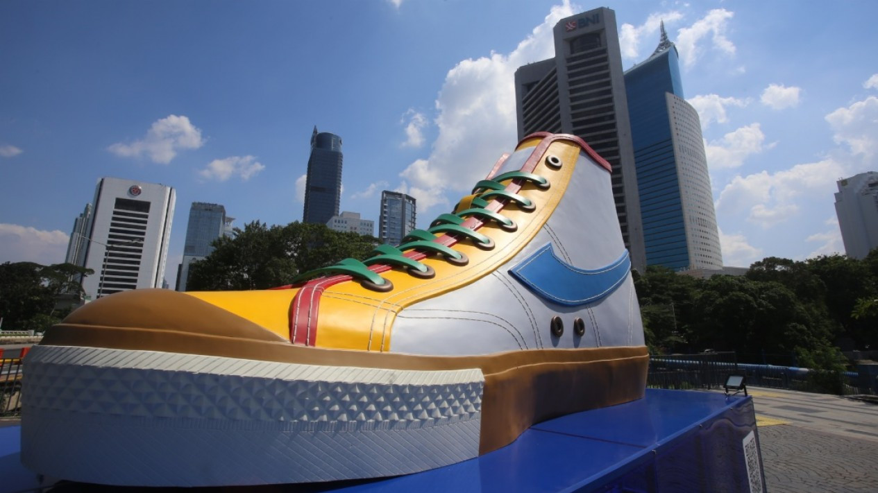 Tugu Sepatu Jakarta