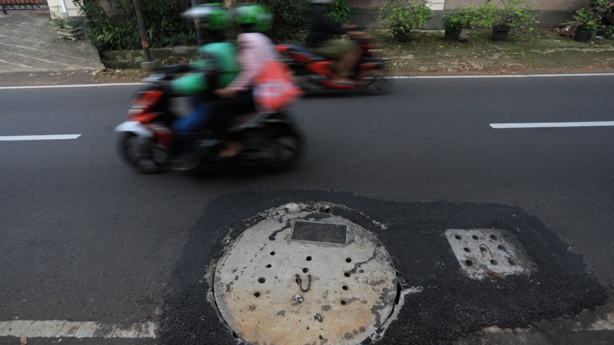 Sumur Resapan Bikin Jalan Retak dan Bergelombang