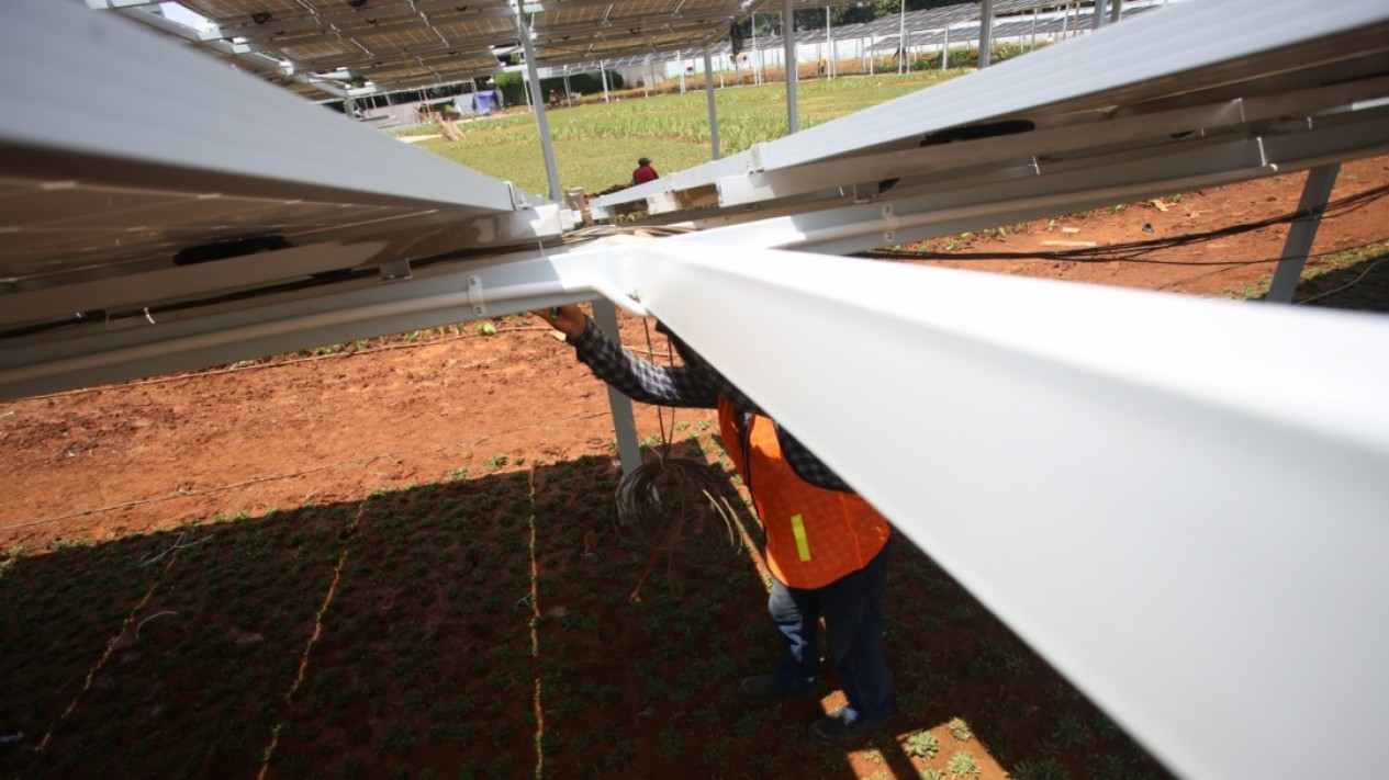 Penggunaan Panel Surya