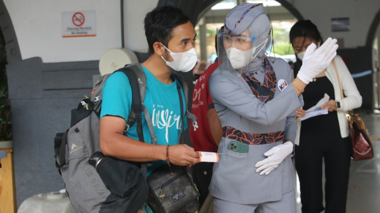 Kenaikan Penumpang Kereta Jelang Natal dan Tahun Baru