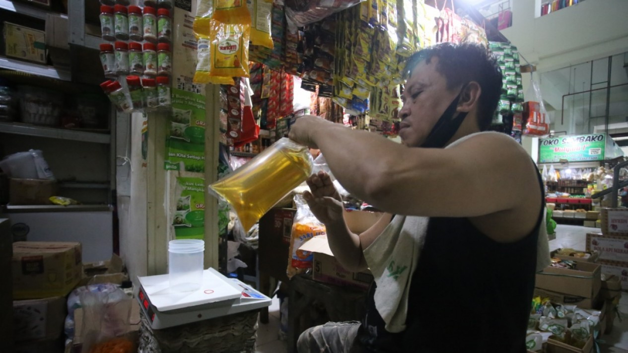 Harga Minyak Goreng Kembali Meroket