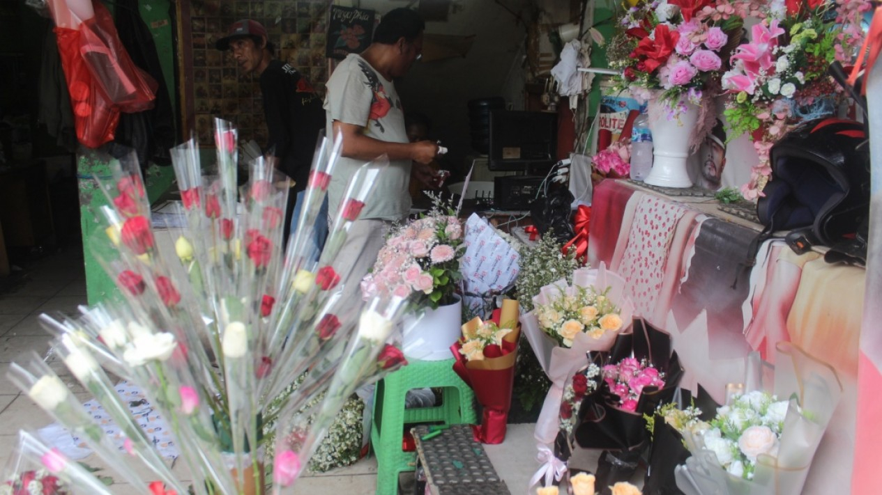 Penjualan Bunga saat Valentine