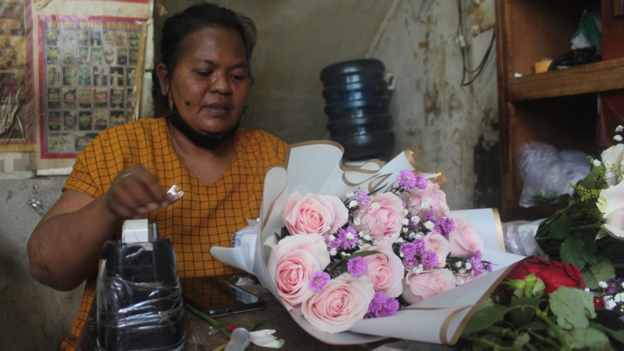 Penjualan Bunga saat Valentine