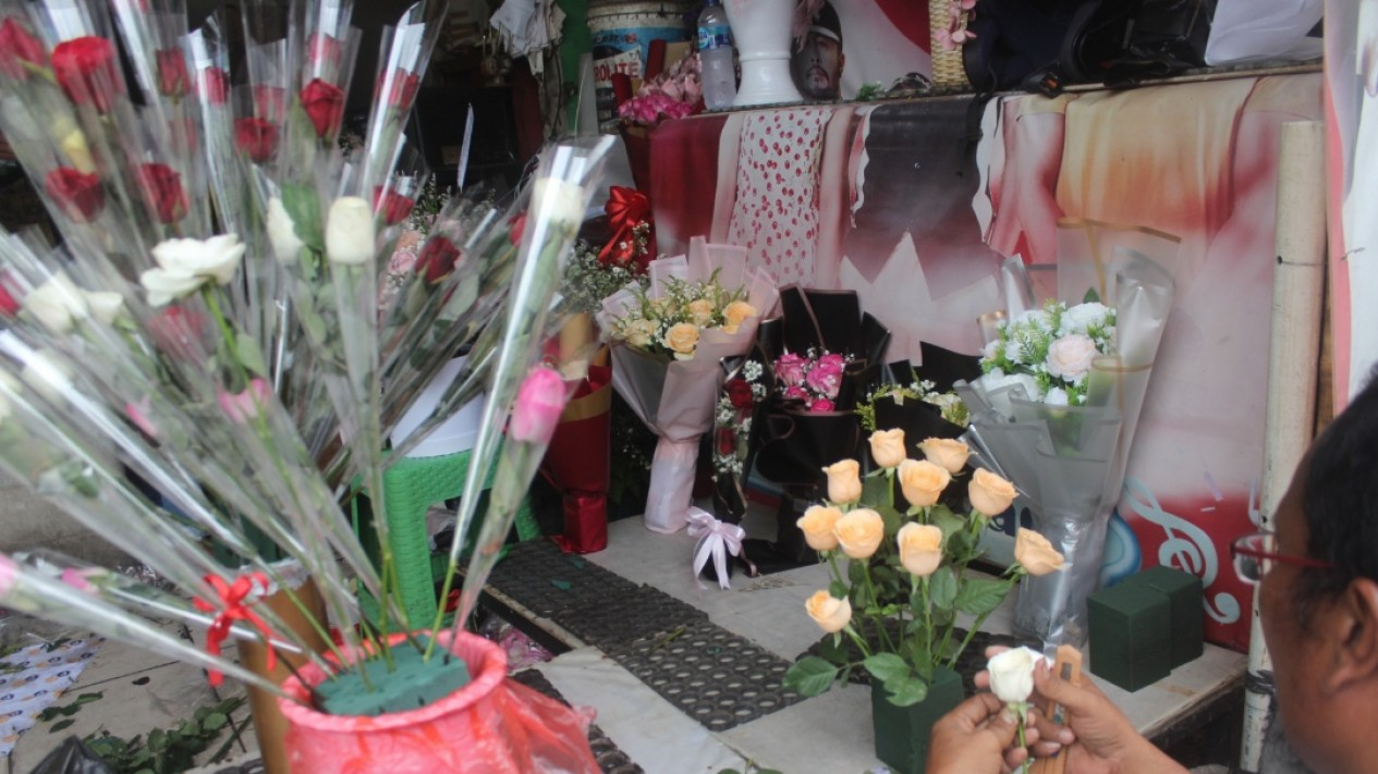 Penjualan Bunga saat Valentine