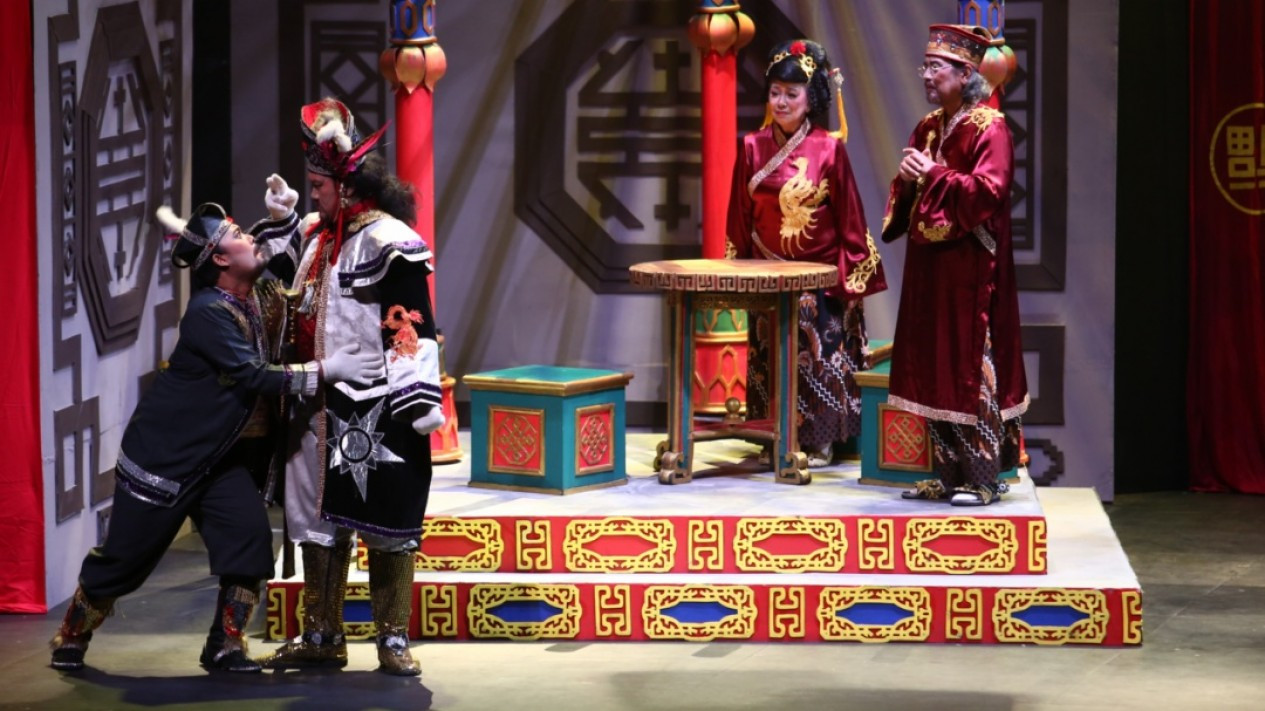 Pertunjukan Teater Sampek Engtay