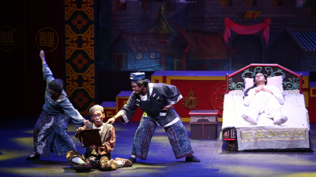 Pertunjukan Teater Sampek Engtay