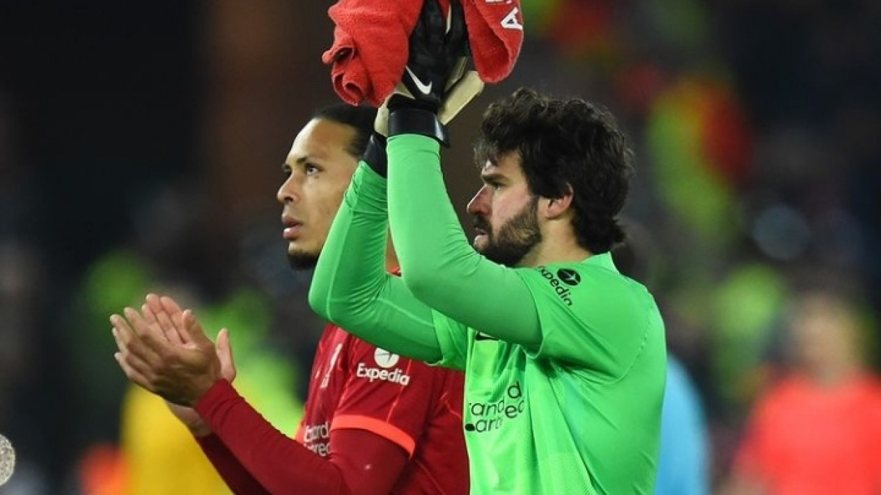 Usai Kalah, Liverpool  Tetap Melaju ke Perempat Final UCL