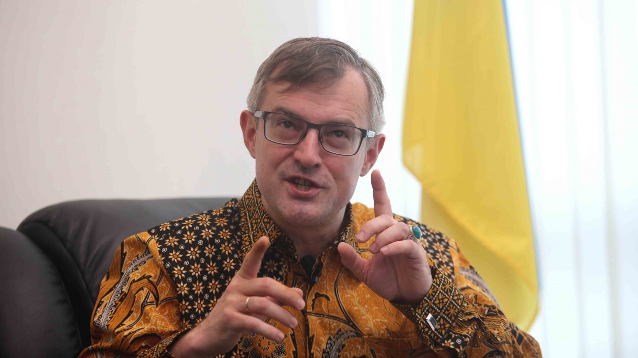 Wawancara Khusus VIVA dengan Dubes Ukraina Vasyl Hamianin
