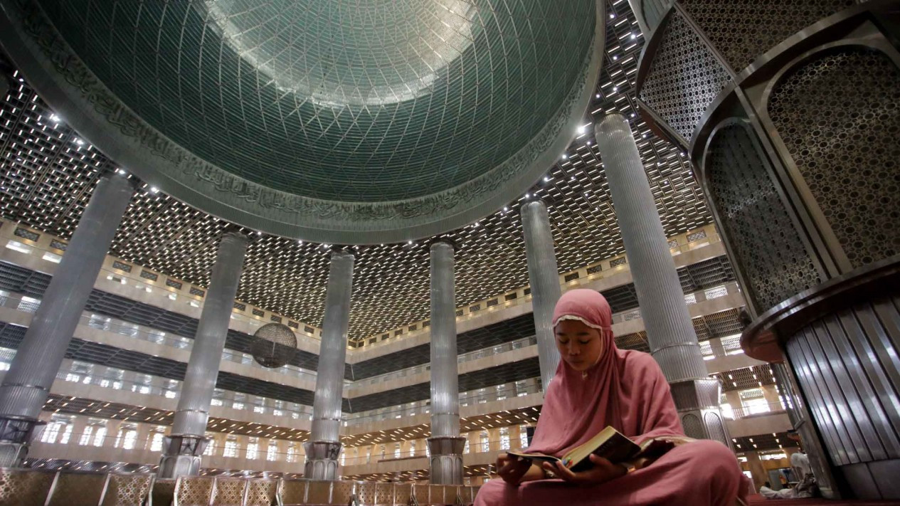 Ibadah Ramadhan di Istiqlal Jakarta