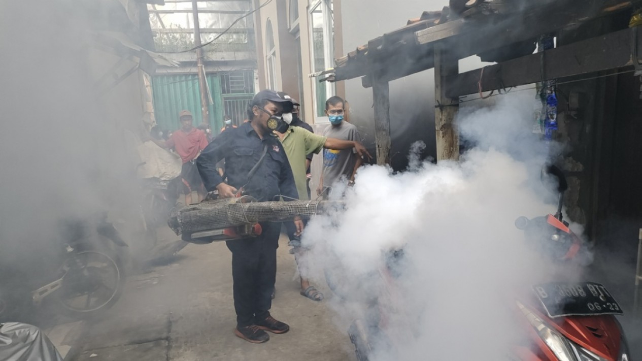 Fogging Cegah Demam Berdarah di Musim Pancaroba