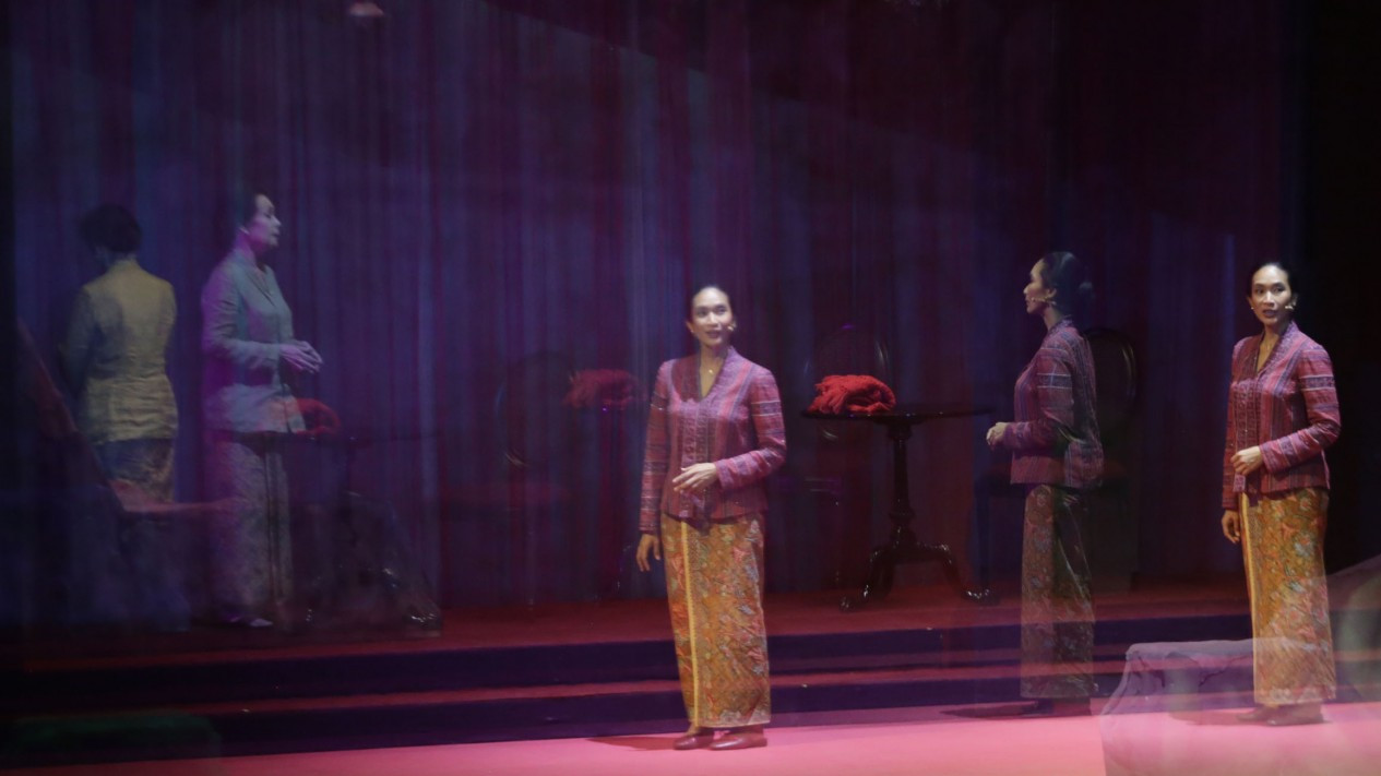 Pementasan Monolog Teater Musikal Inggit Garnasih