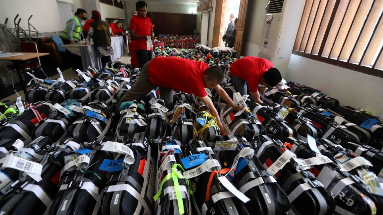 Calon Jamaah Haji Kloter Pertama Jakarta