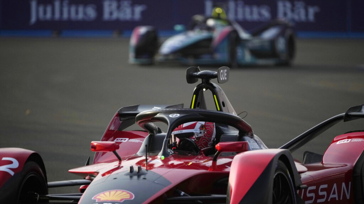 Oliver Rowland Tercepat di FP1 Jakarta E-Prix Formula E