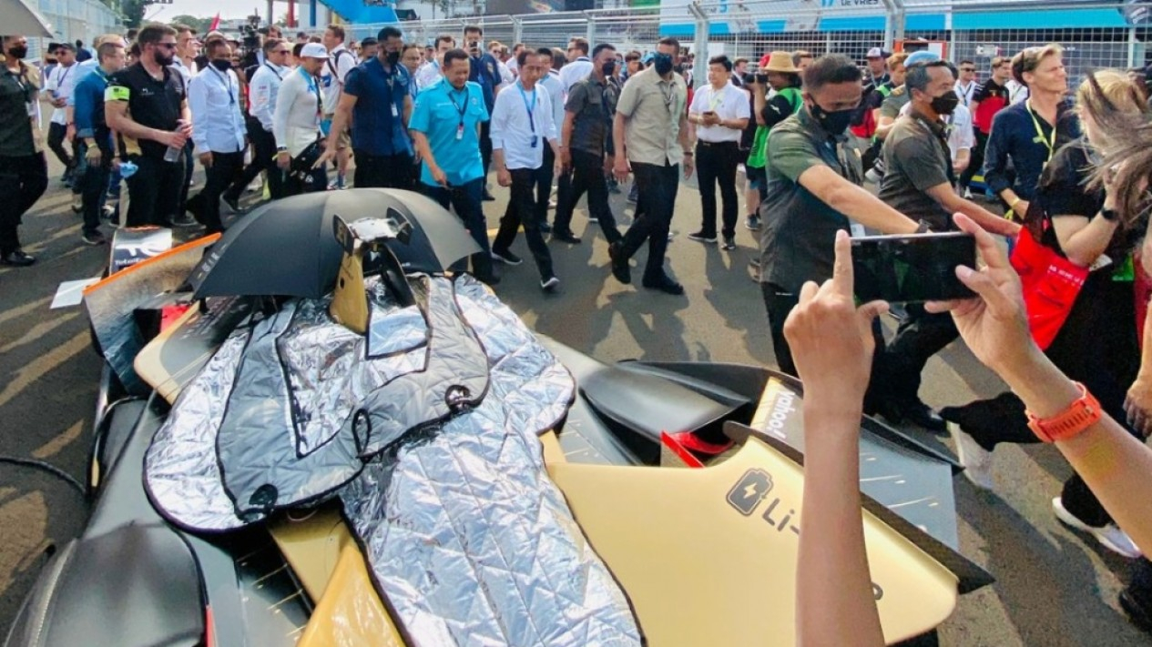 Jokowi Nonton Formula E Jakarta
