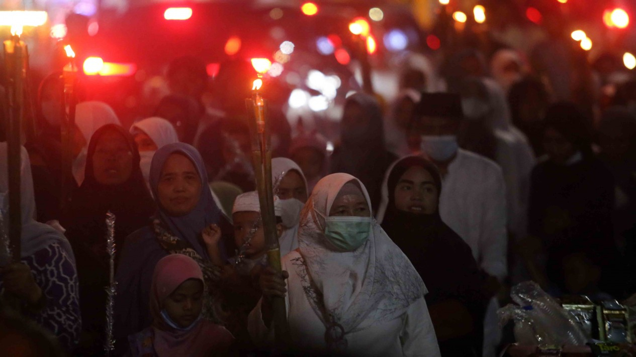 Pawai Obor Peringatan Tahun Baru Islam 1 Muharam 1444 H - Vlix.id