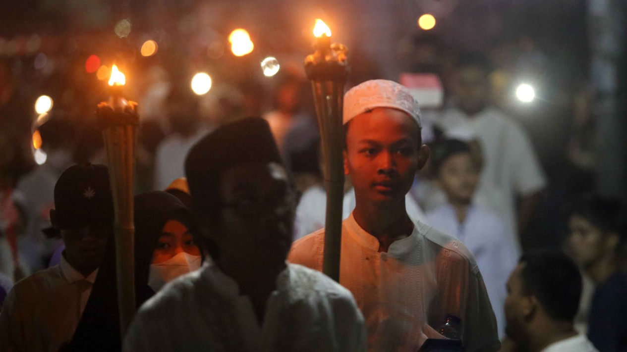 Pawai Obor Peringatan Tahun Baru Islam 1 Muharam 1444 H - Vlix.id