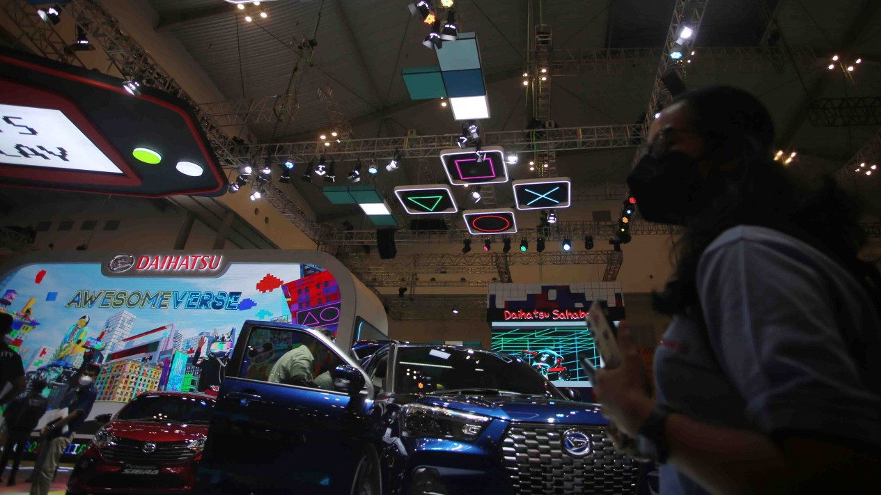 Ramainya Para Pengunjung GIIAS 2022 di Hari Pertama Pameran