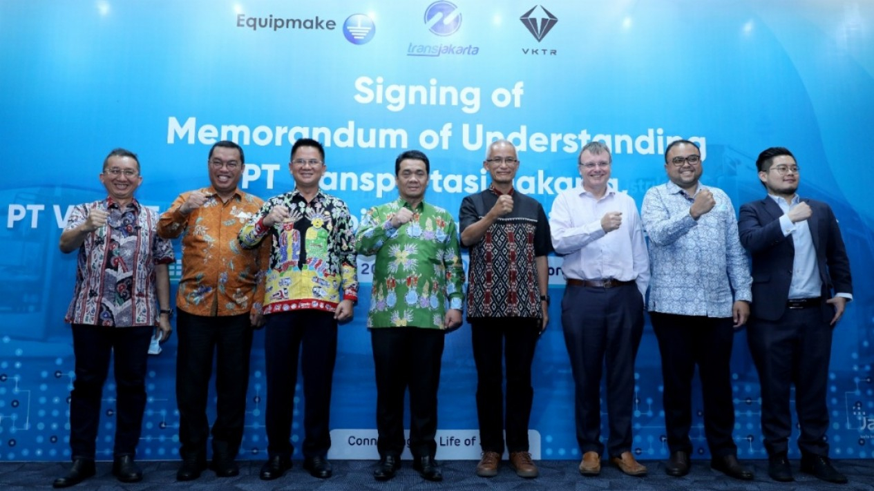 Transjakarta Gandeng VKTR Ubah Bus Diesel Jadi Bus Listrik