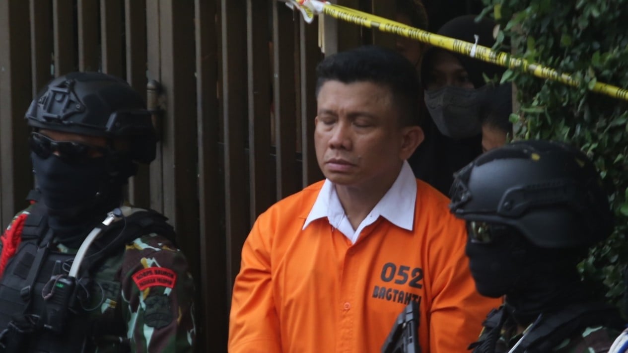 Penampakan Ferdy Sambo di Rekonstruksi Pembunuhan Brigadir J